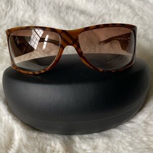 Burberry sunglasses